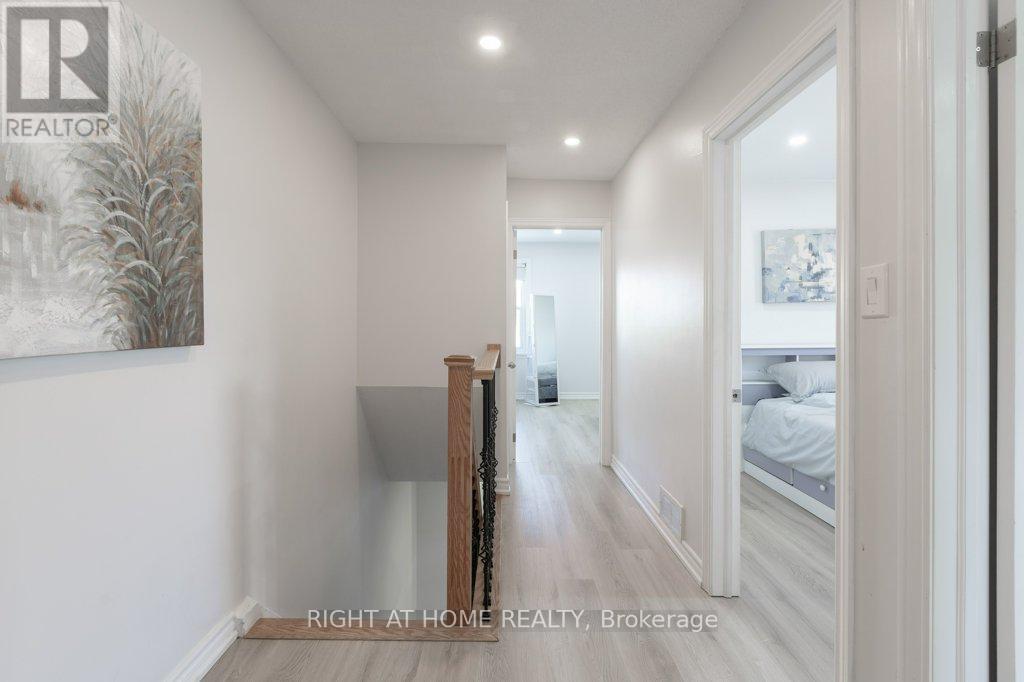 4 FENNIMORE CRESCENT - 23