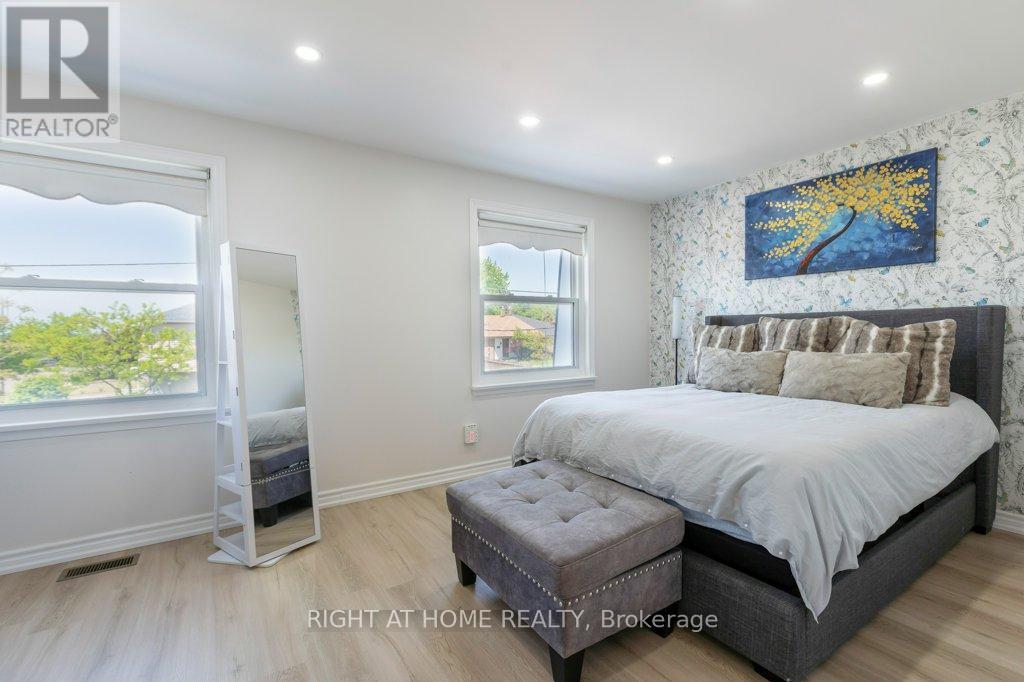 4 FENNIMORE CRESCENT - 24