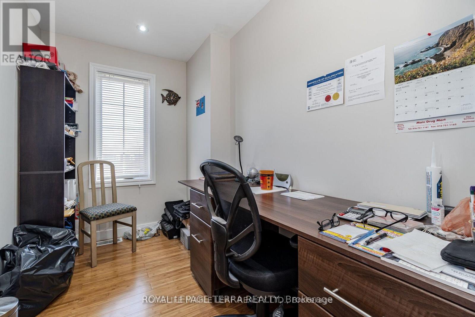 14 SHERINGHAM STREET - 21