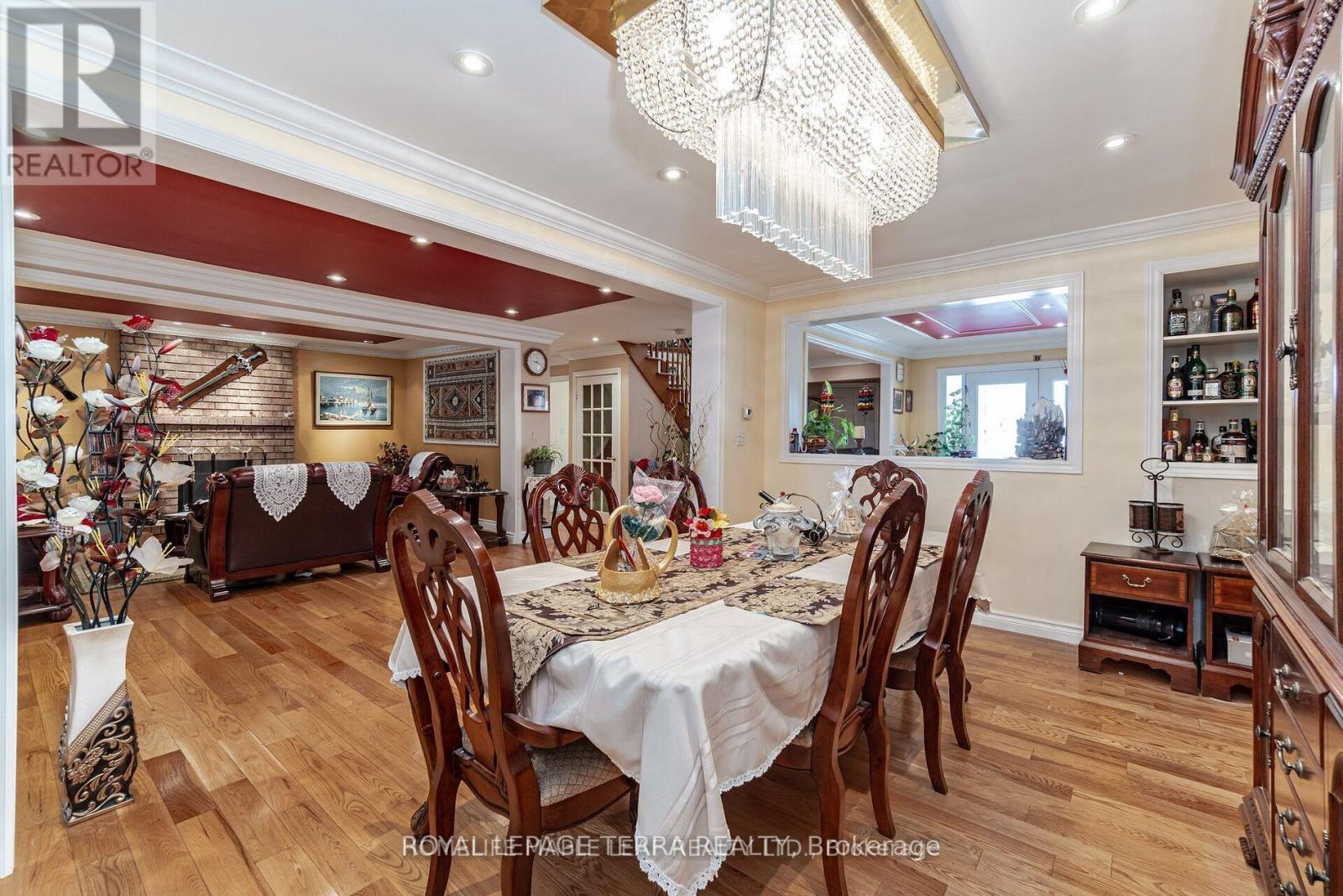 14 SHERINGHAM STREET - 6