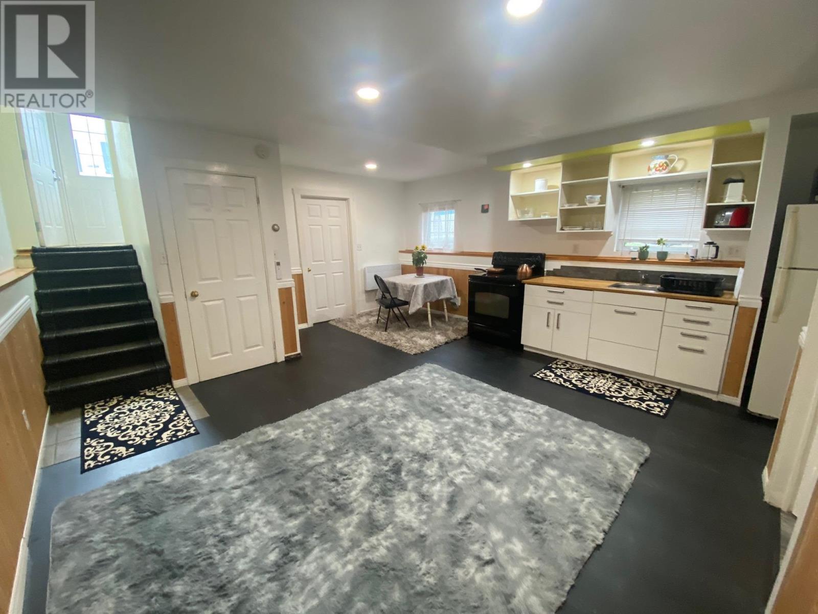 403 Queen Street - Image 13