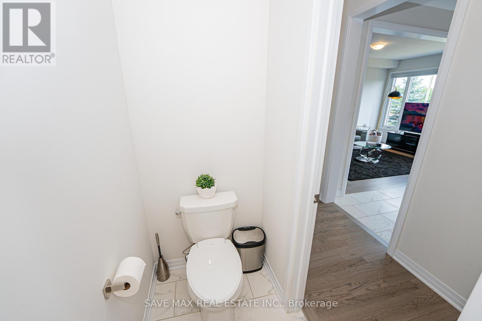 15 TYLER AVENUE - 22