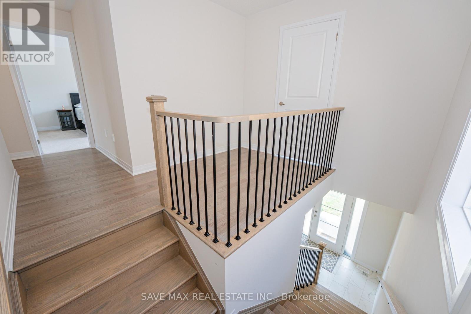 15 TYLER AVENUE - 24