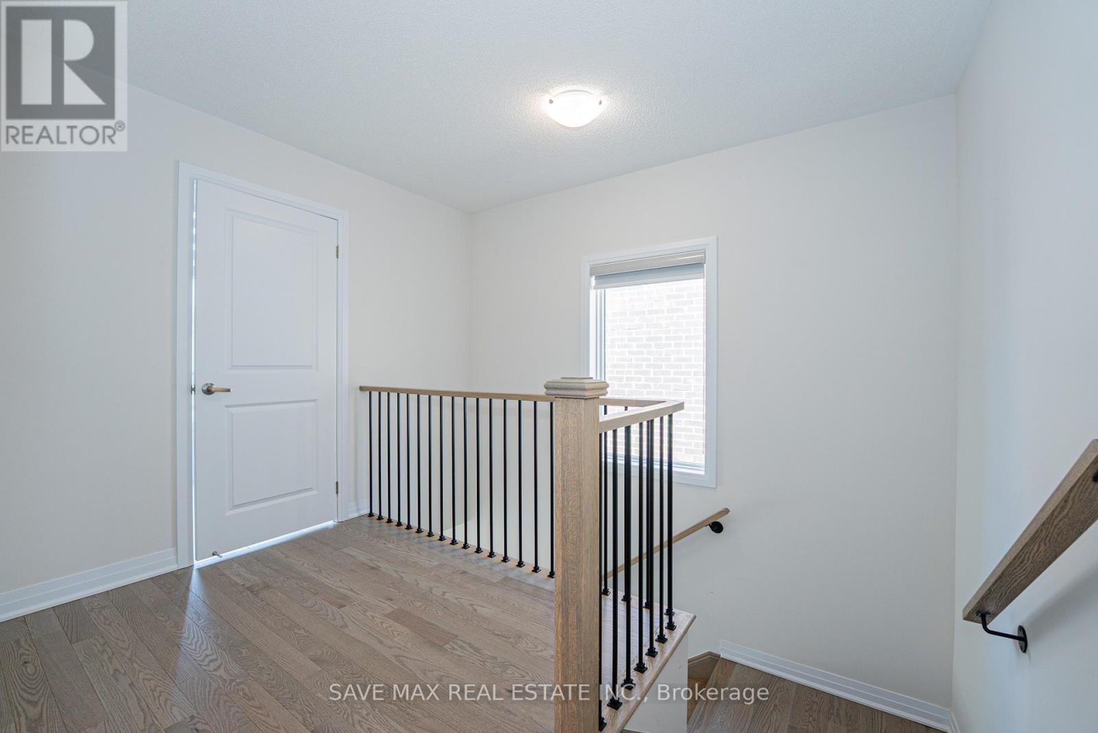 15 TYLER AVENUE - 25