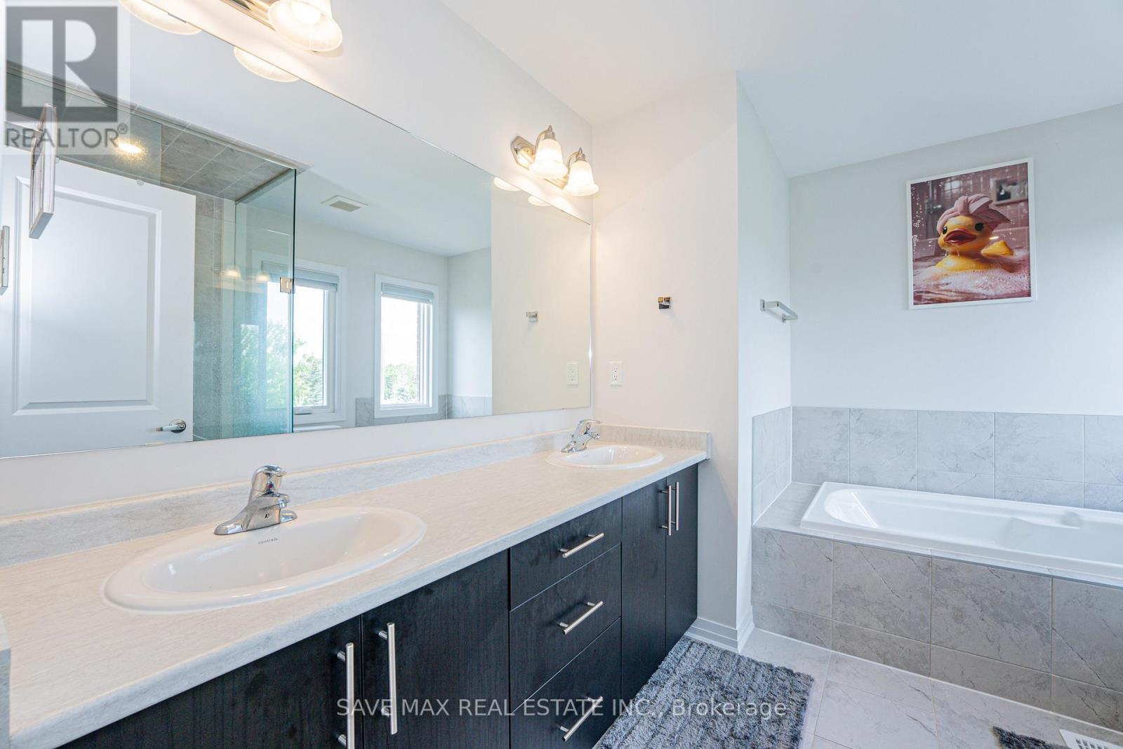 15 TYLER AVENUE - 29