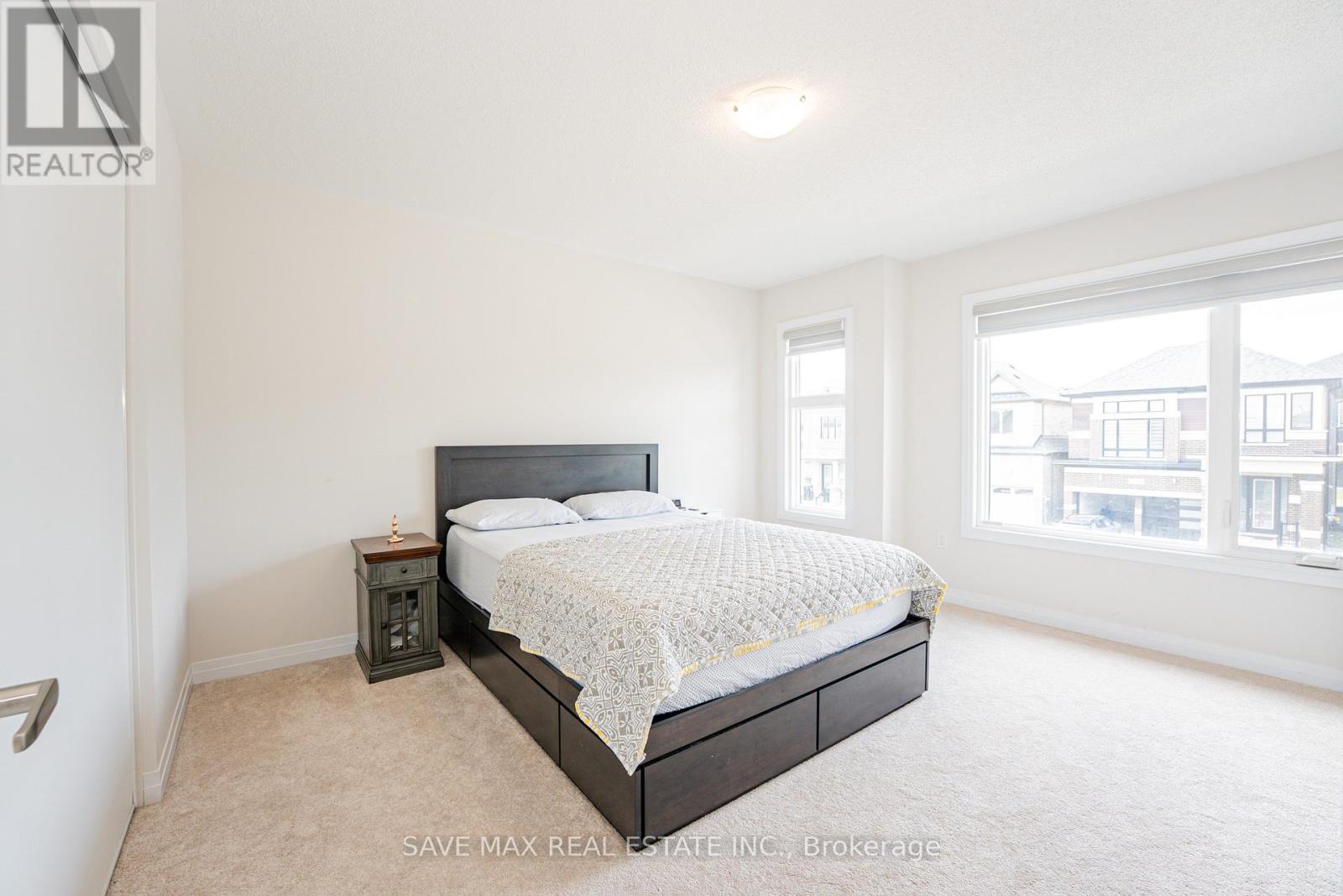 15 TYLER AVENUE - 31
