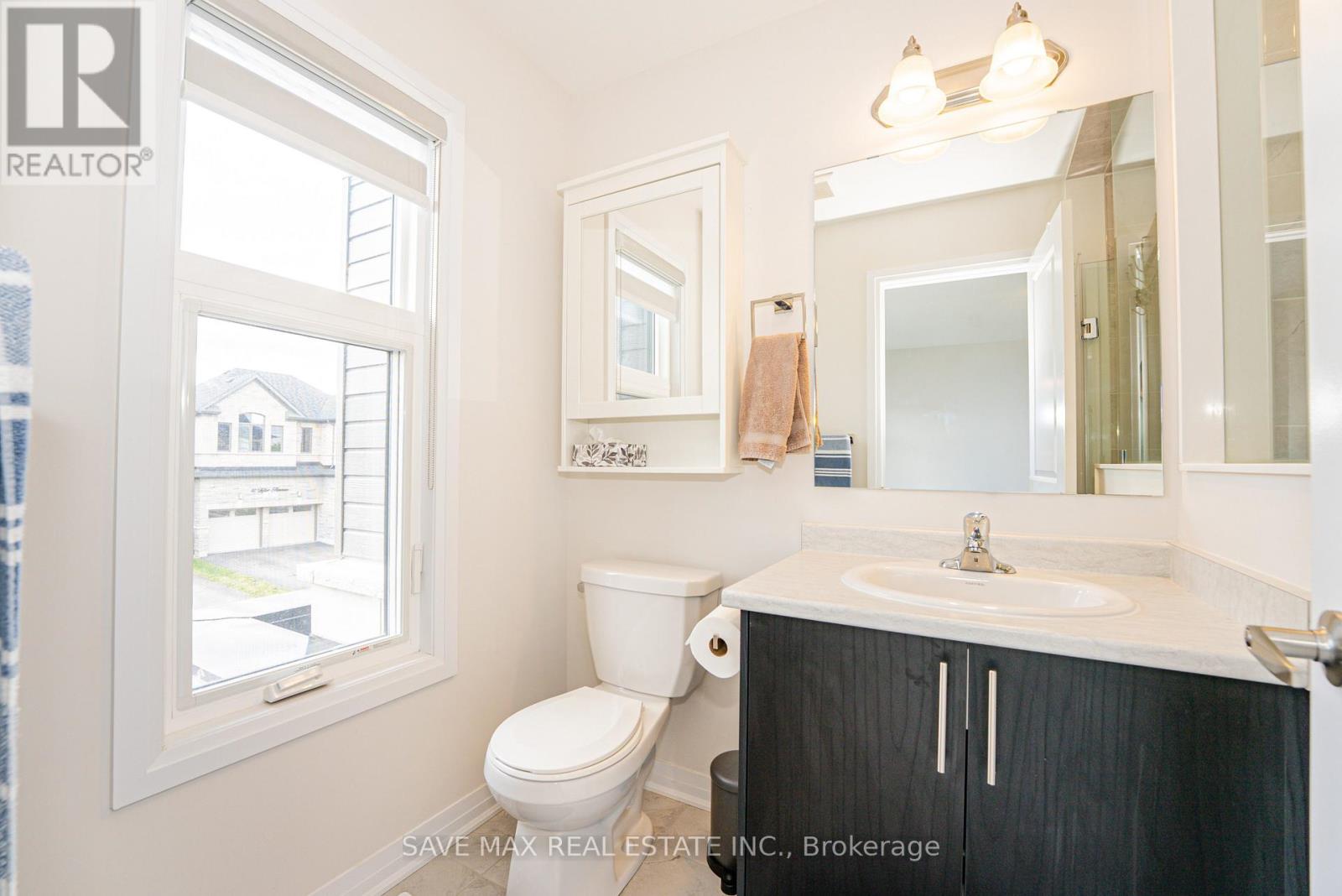 15 TYLER AVENUE - 33
