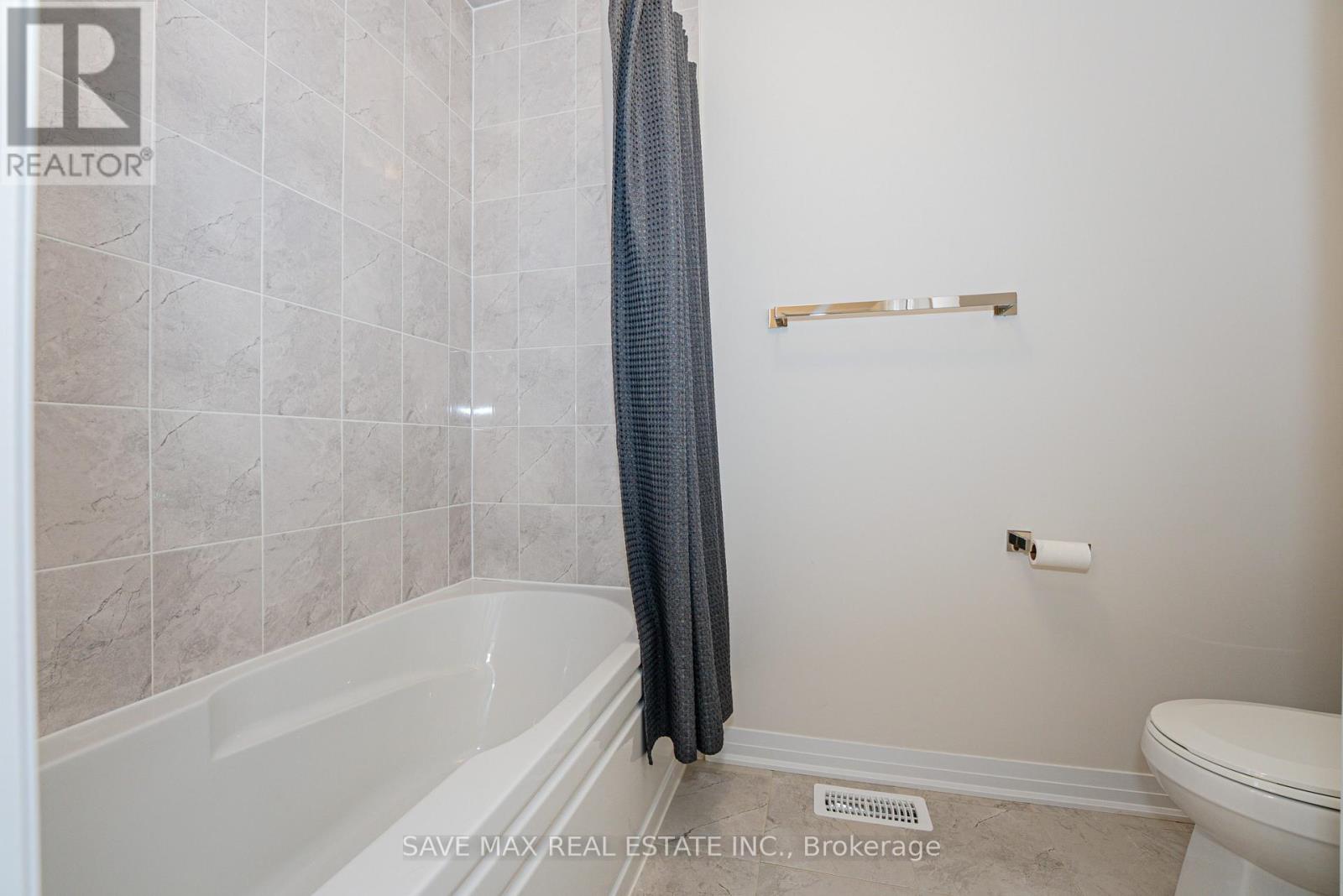 15 TYLER AVENUE - 40