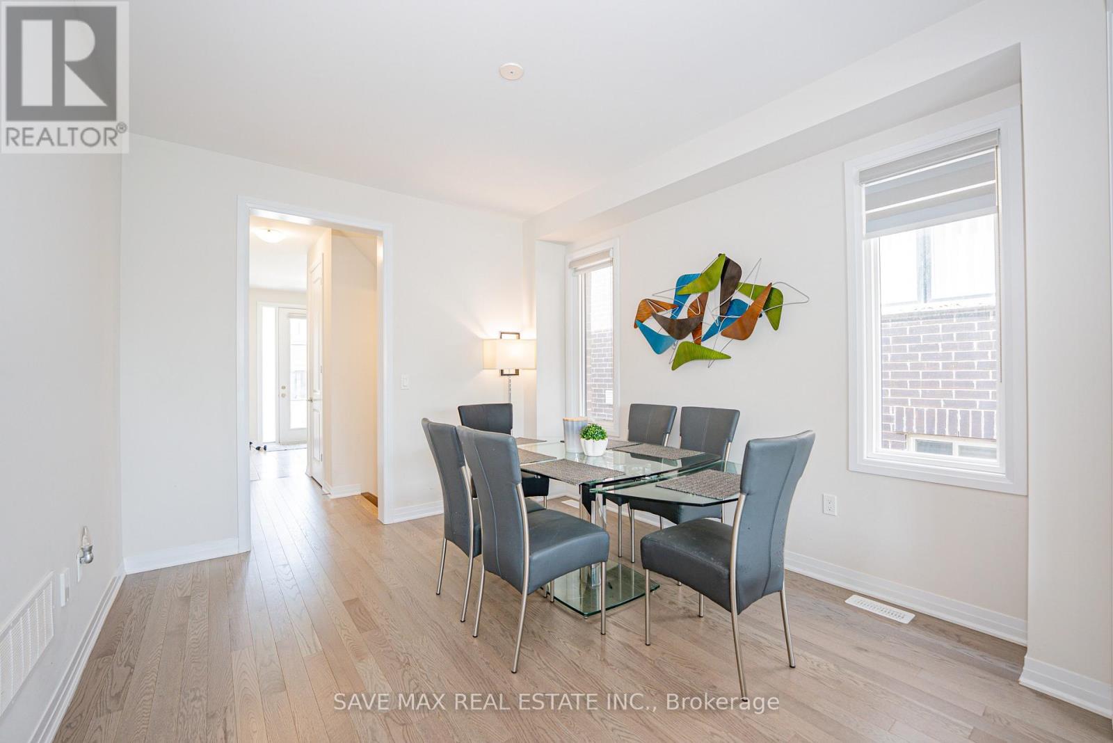 15 TYLER AVENUE - 9