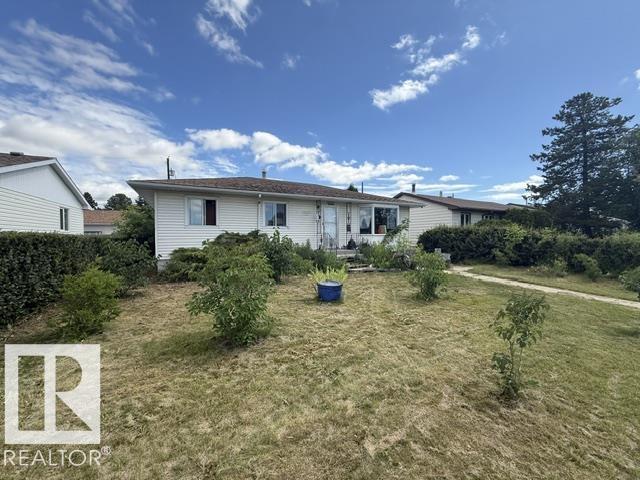 9128 129b Avenue NW - 1