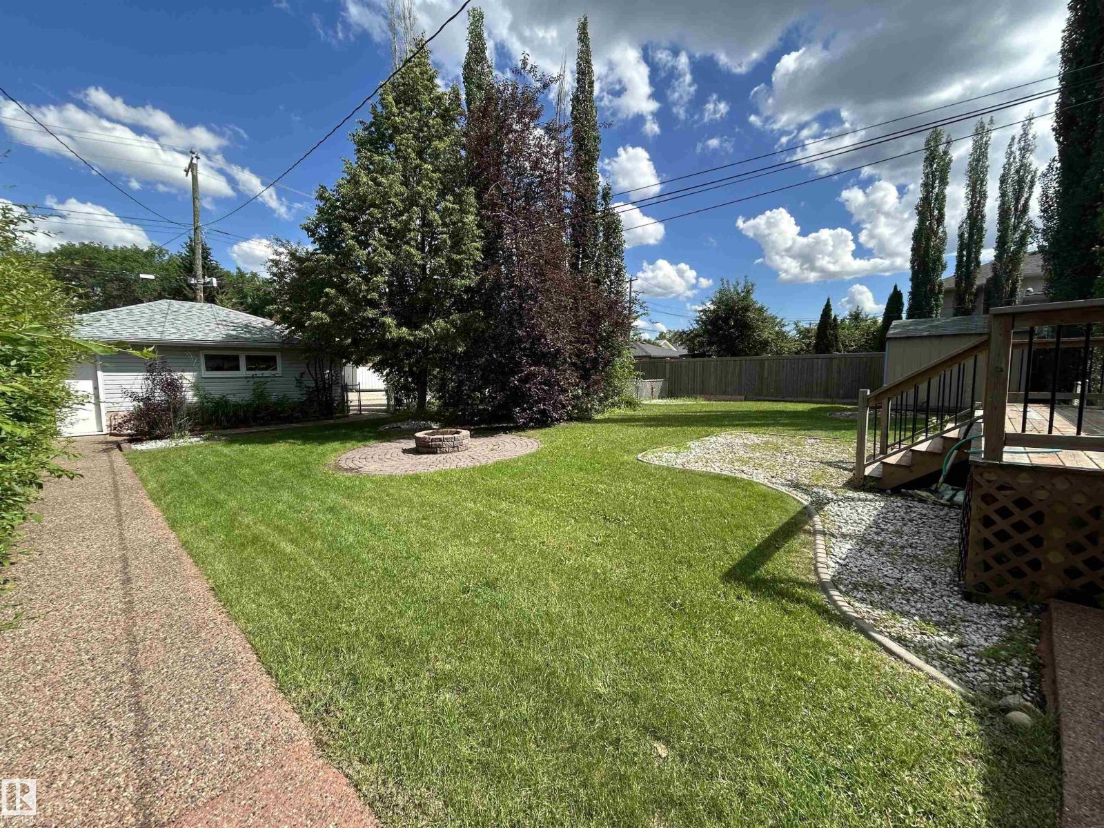 9457 79 ST NW - 5
