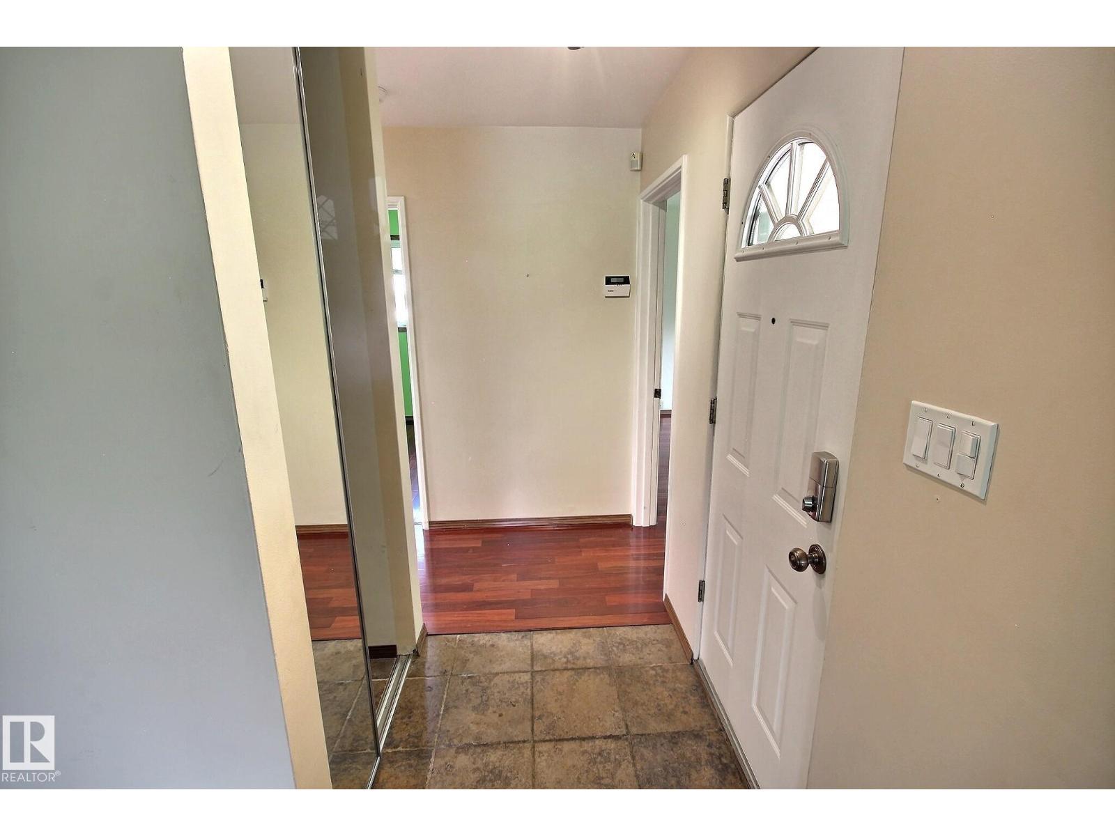 9457 79 ST NW - 8