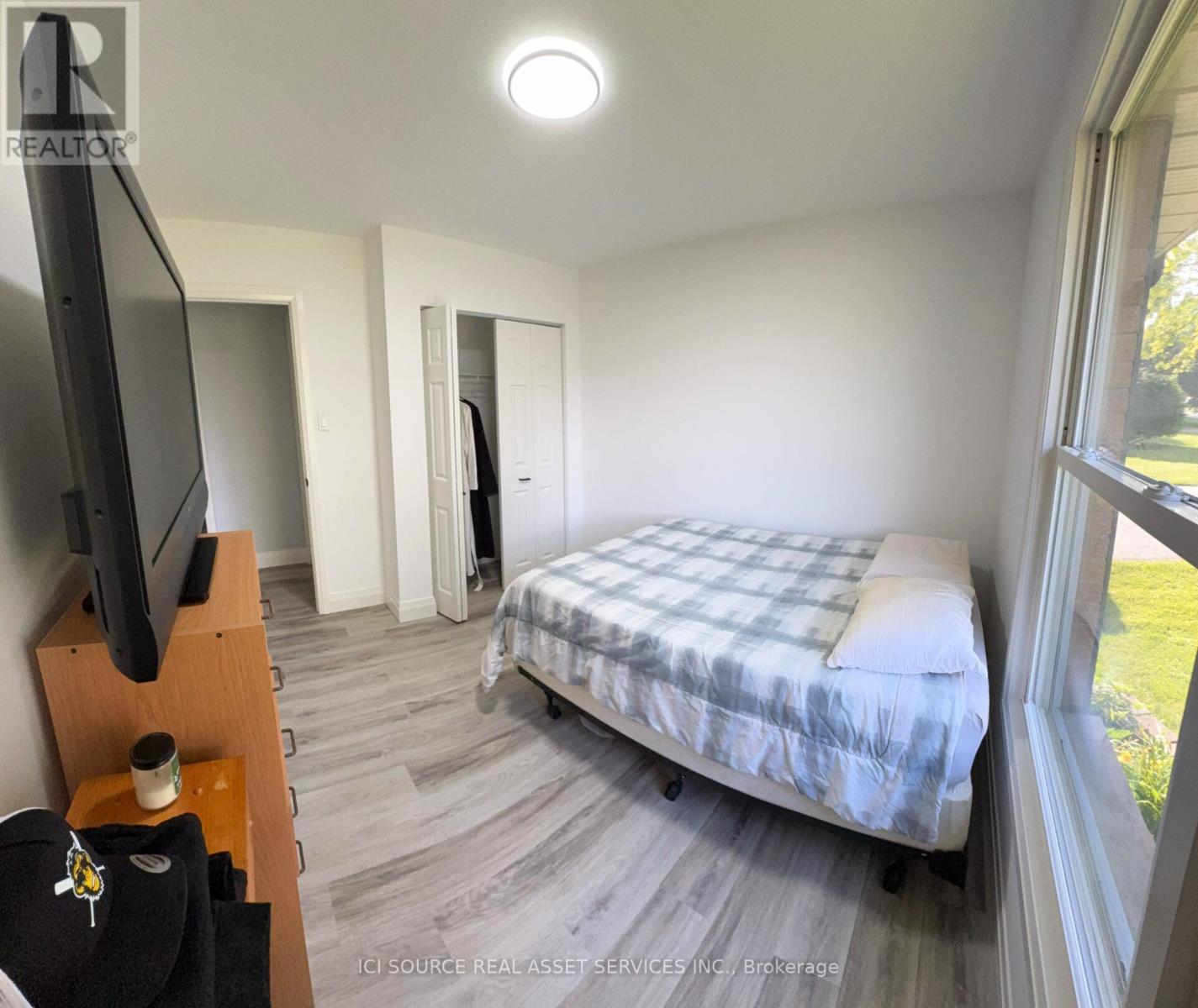 230 MINNIE STREET - 6