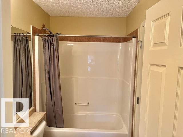 #1 5281 TERWILLEGAR BV NW - 18