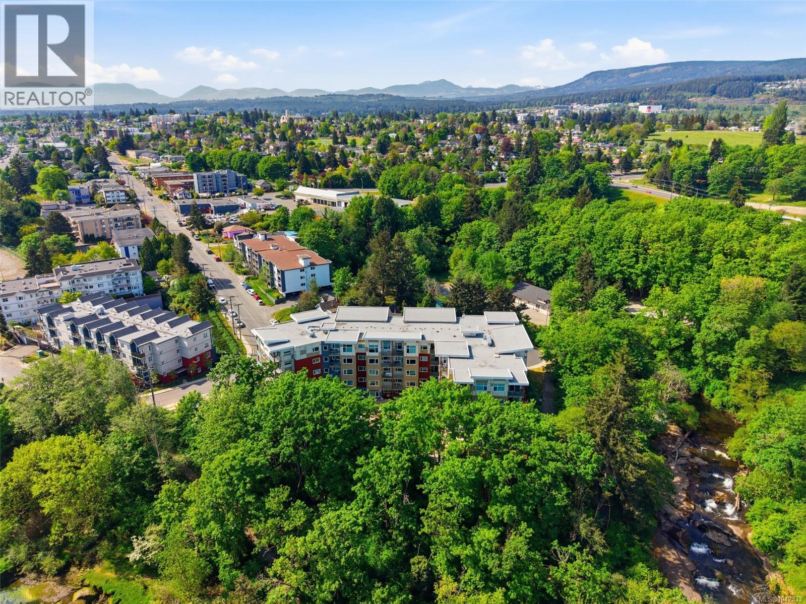 #308 20 Barsby Ave - 31