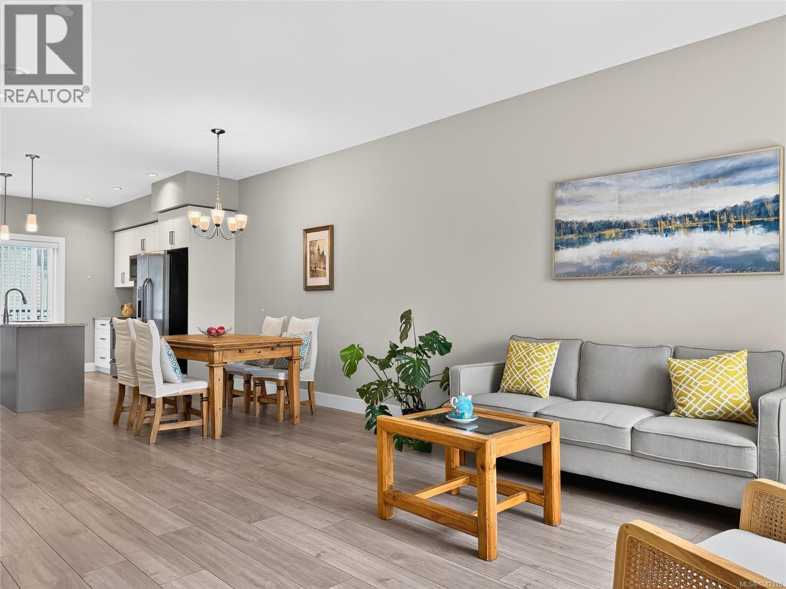 #105 2821 Jacklin Rd - 13