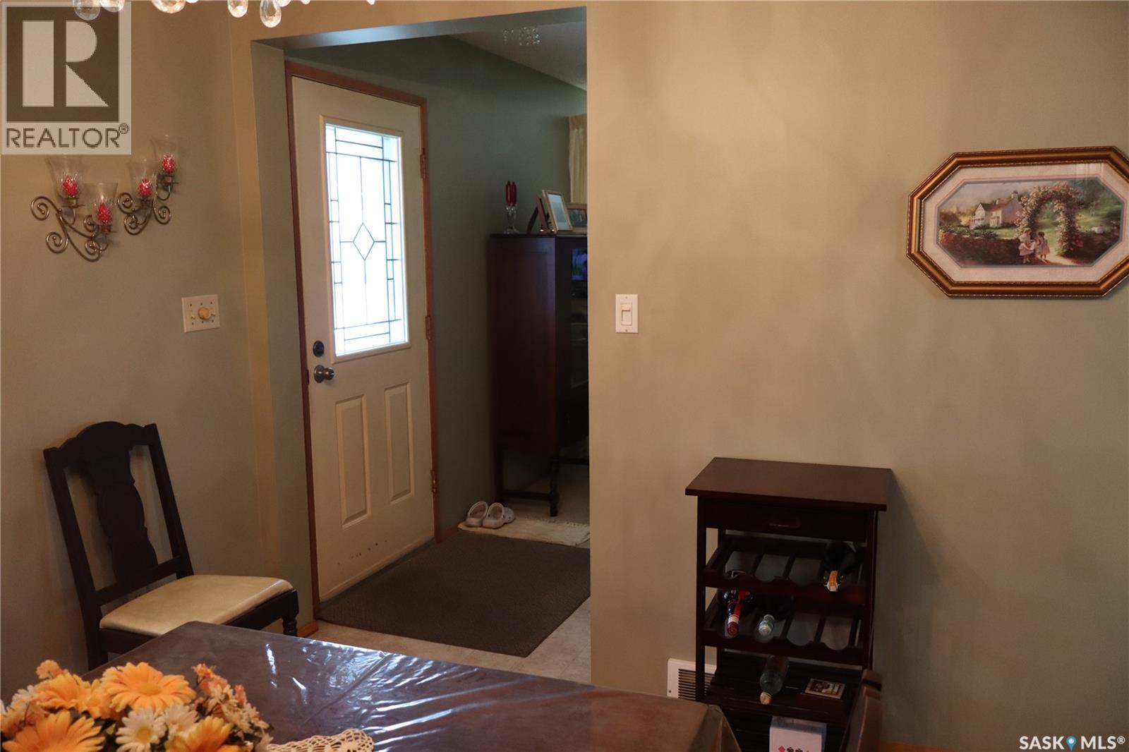 1010 Granville AVENUE - 10
