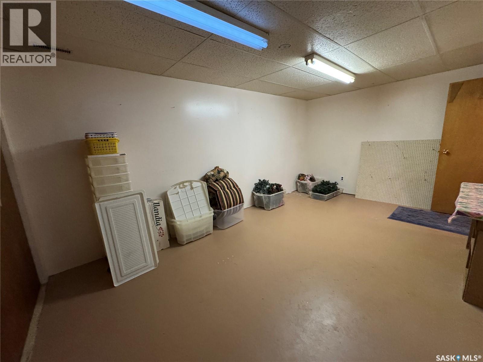 1010 Granville AVENUE - 22
