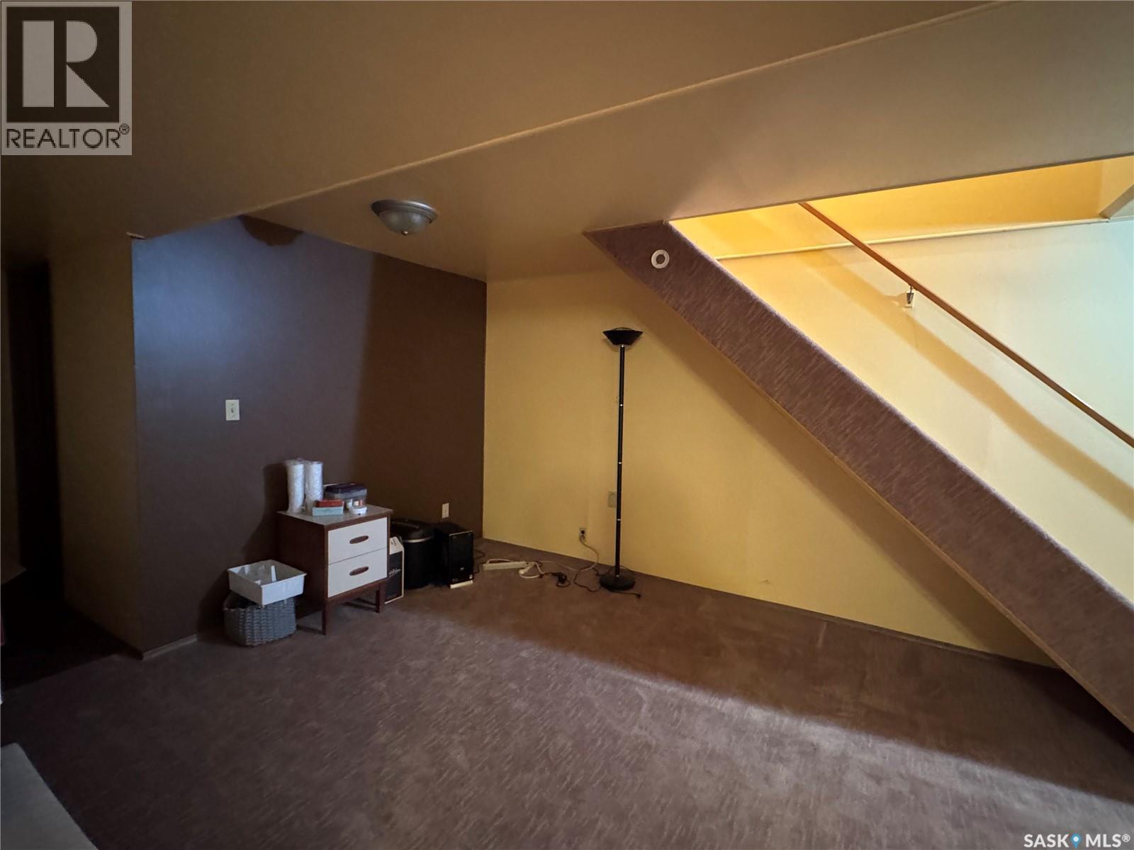 1010 Granville AVENUE - 26