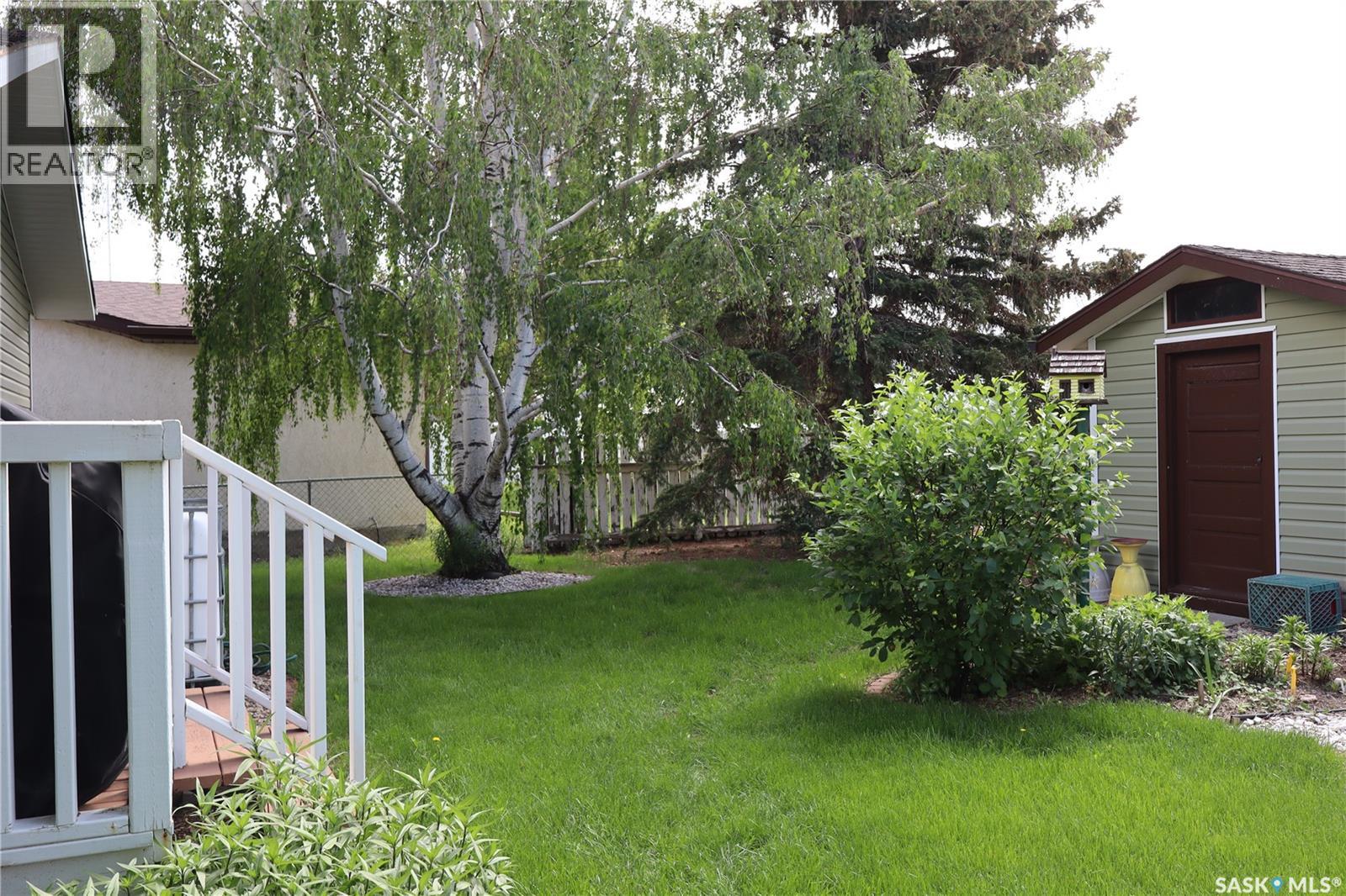 1010 Granville AVENUE - 30