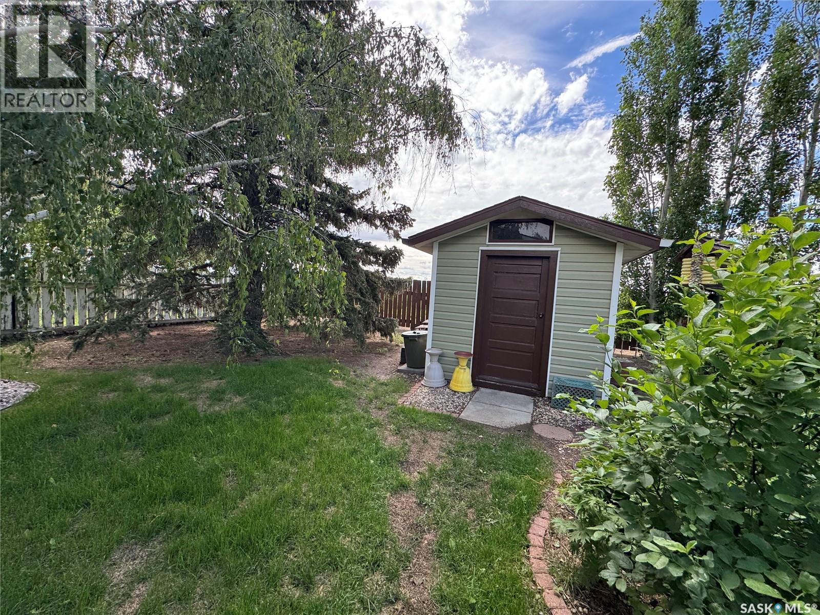 1010 Granville AVENUE - 34