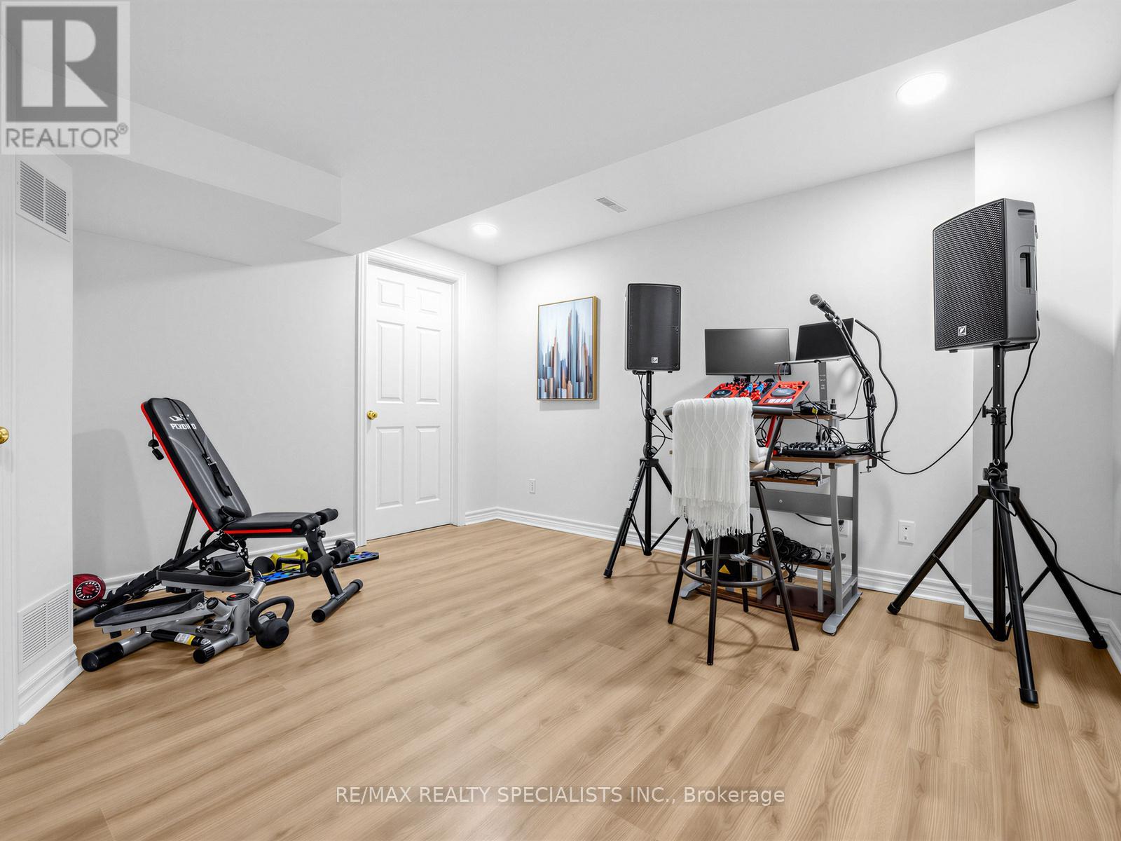 3056 PENDLETON ROAD - 24