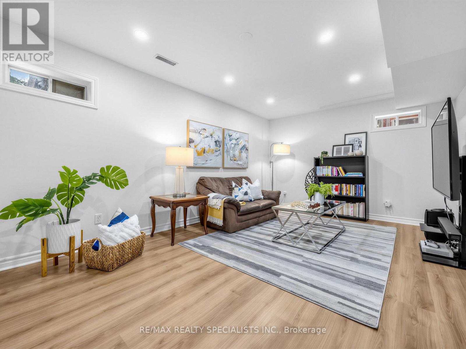 3056 PENDLETON ROAD - 26