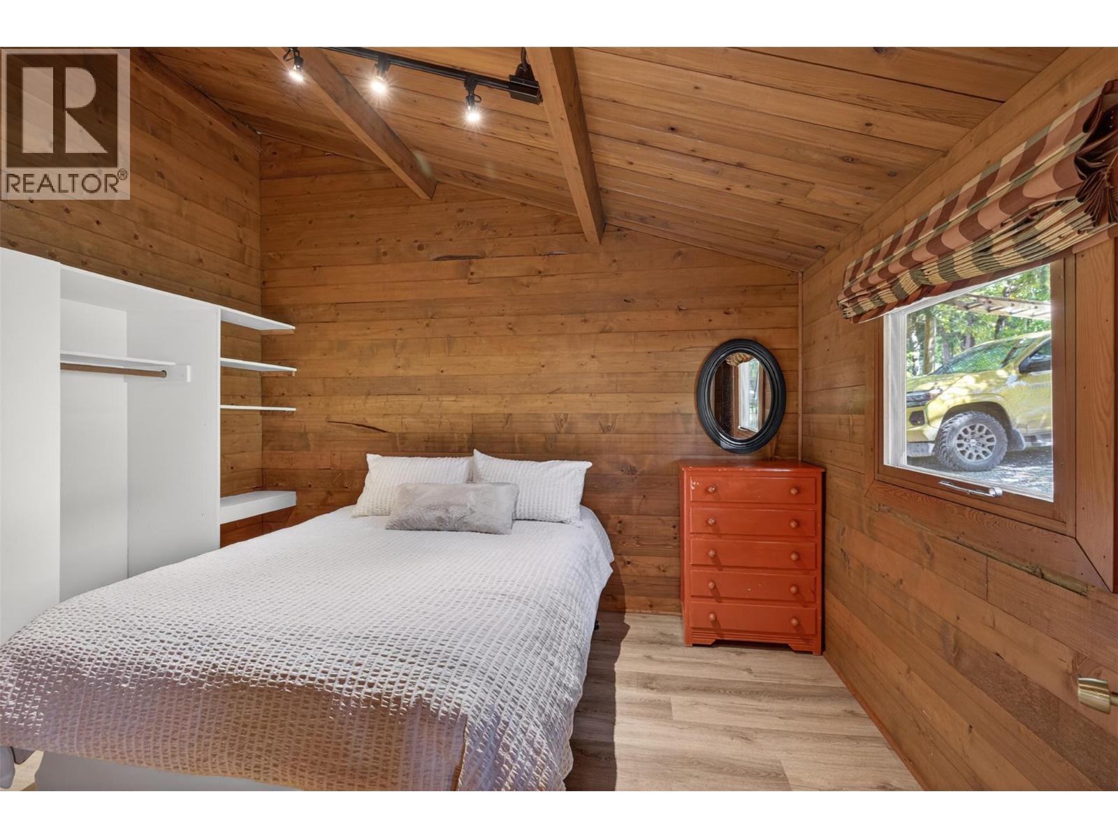 1345 Sand Road - 29