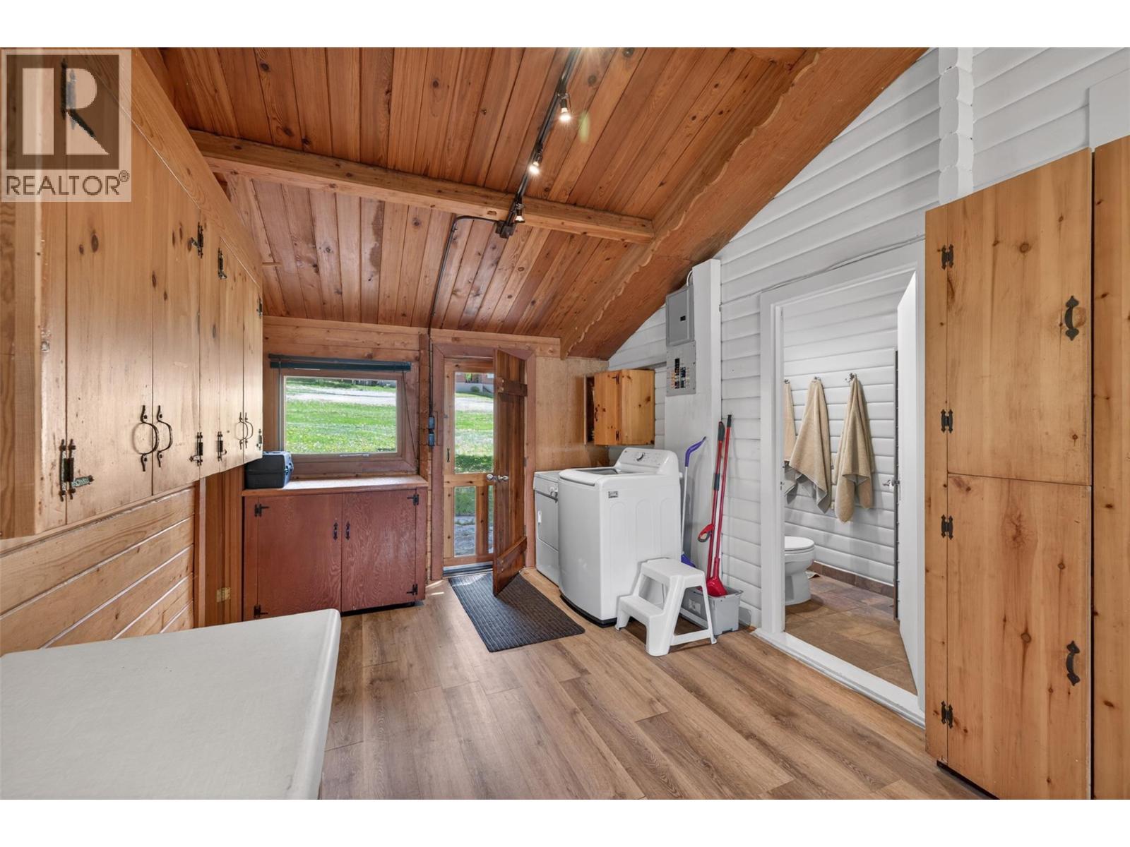 1345 Sand Road - 34