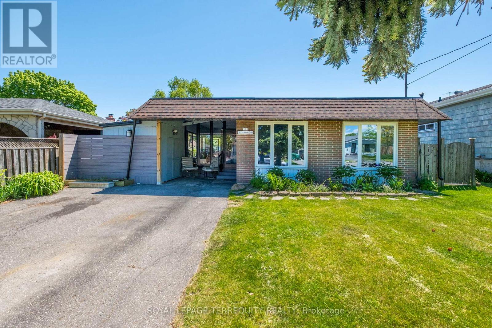 971 OKLAHOMA DRIVE - 2