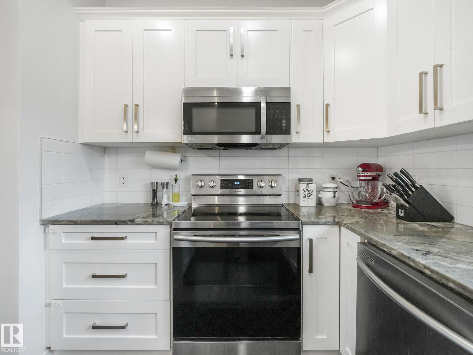 3807 WEIDLE CR SW - 12