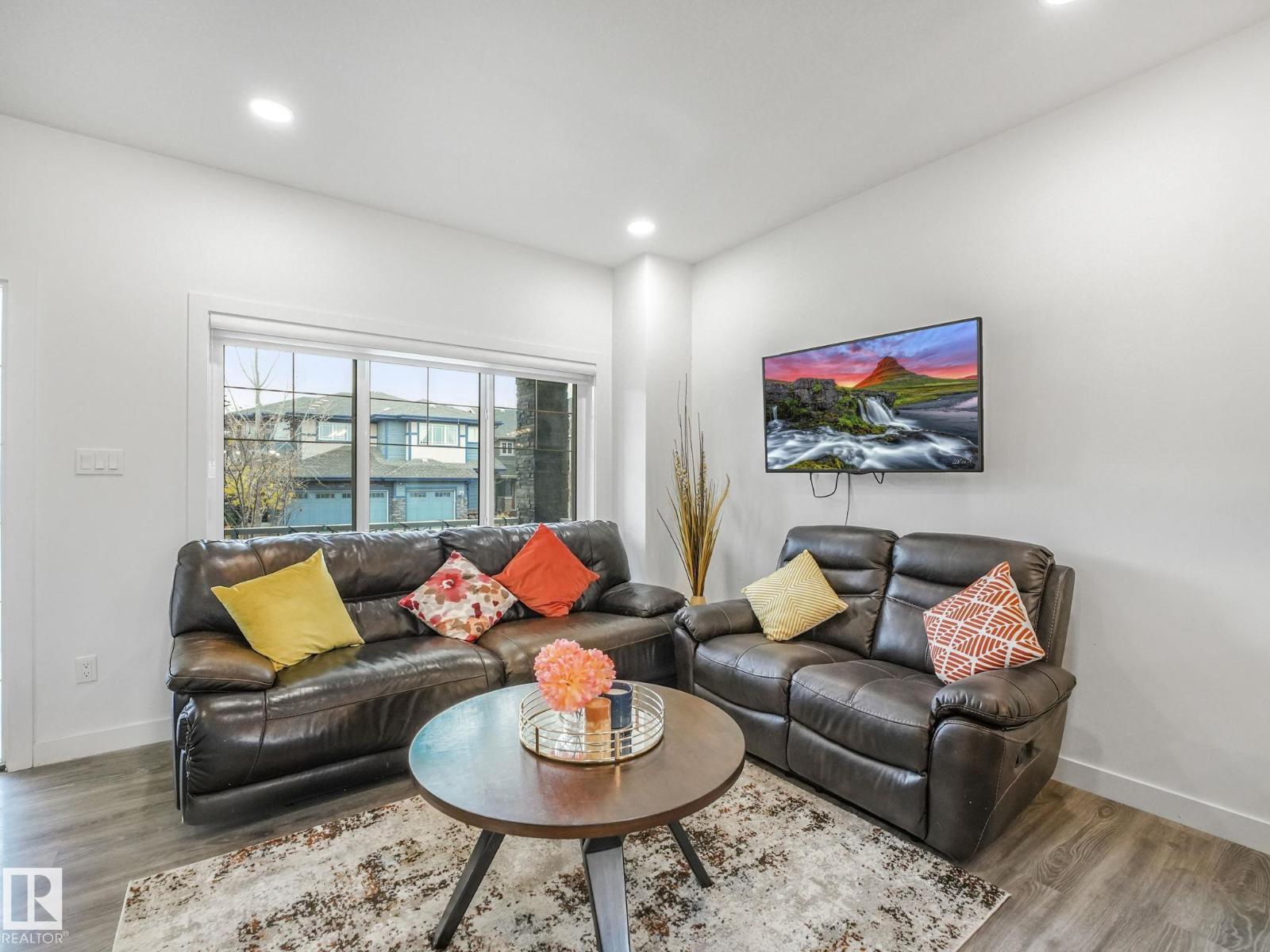 3807 WEIDLE CR SW - 3