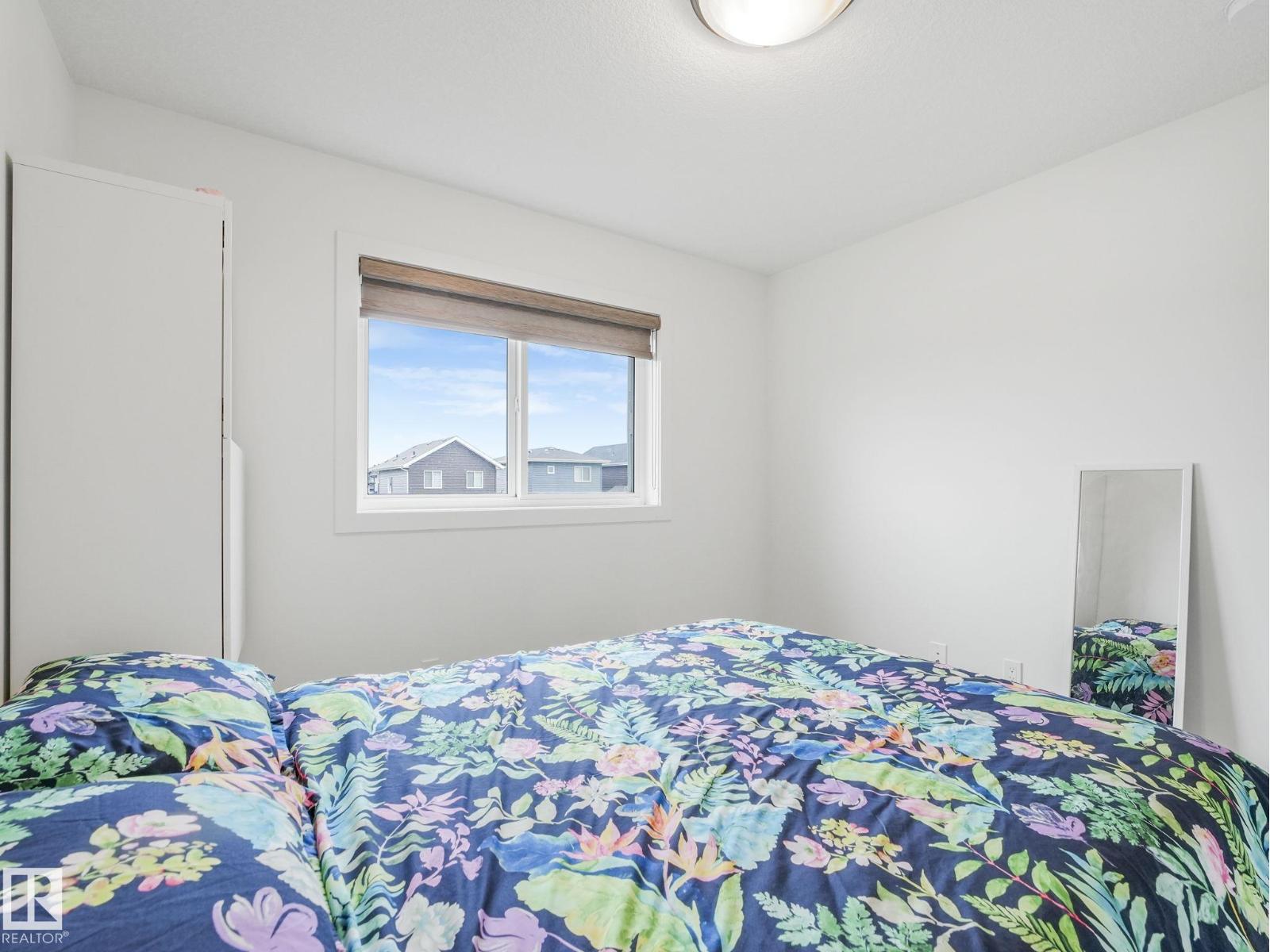 3807 WEIDLE CR SW - 32