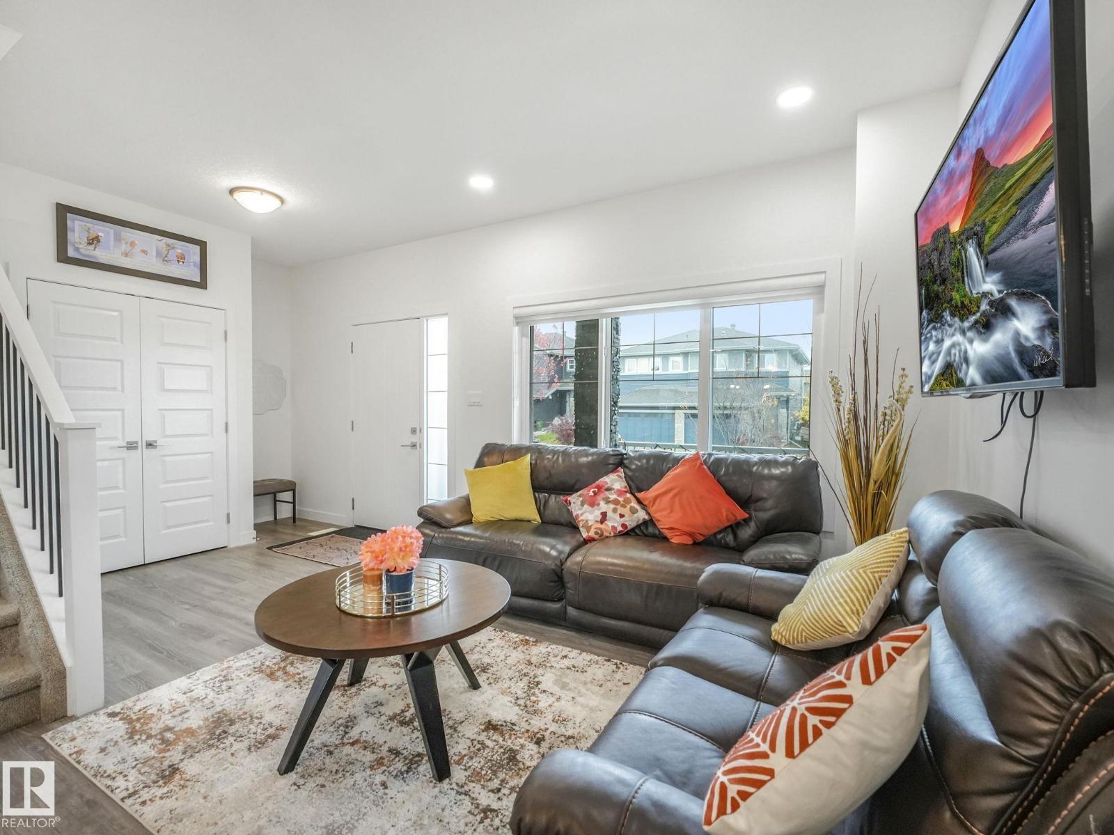 3807 WEIDLE CR SW - 4