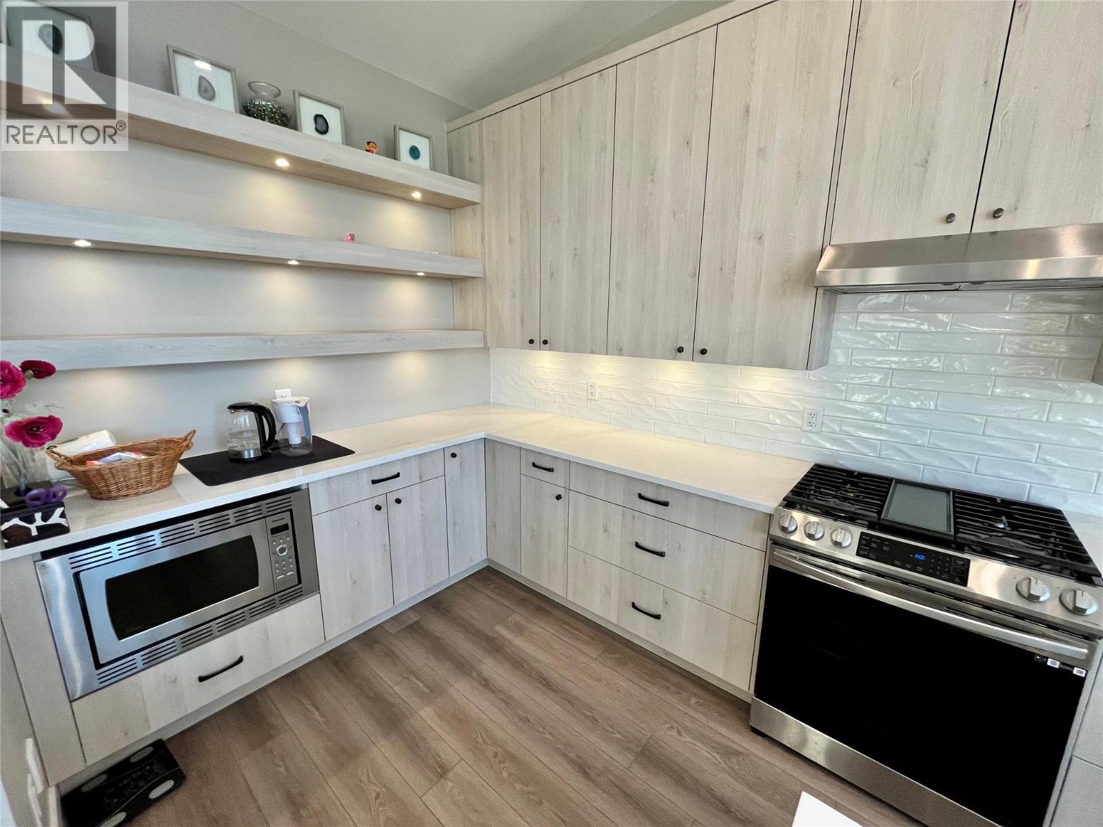 #22 3220 Hilltown Drive - 11