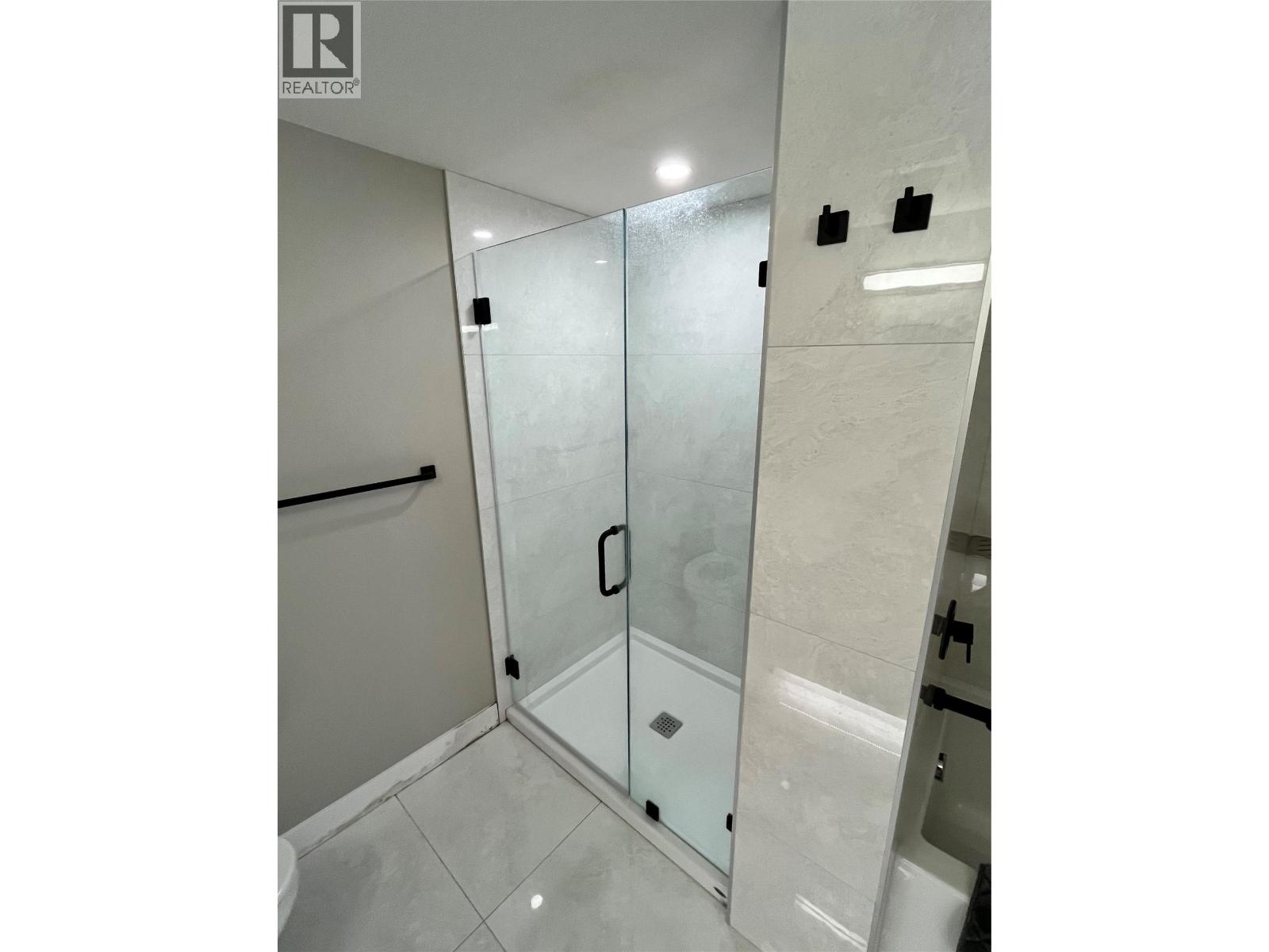 #22 3220 Hilltown Drive - 25