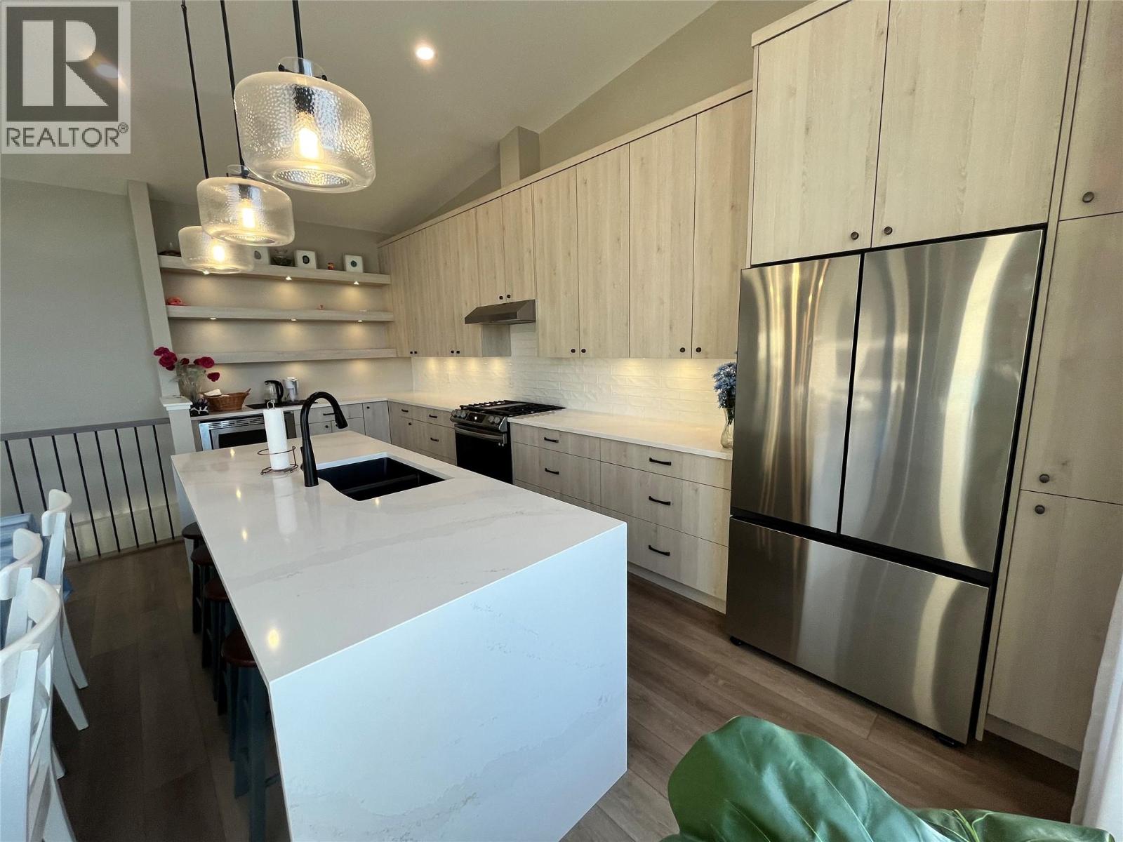 #22 3220 Hilltown Drive - 7