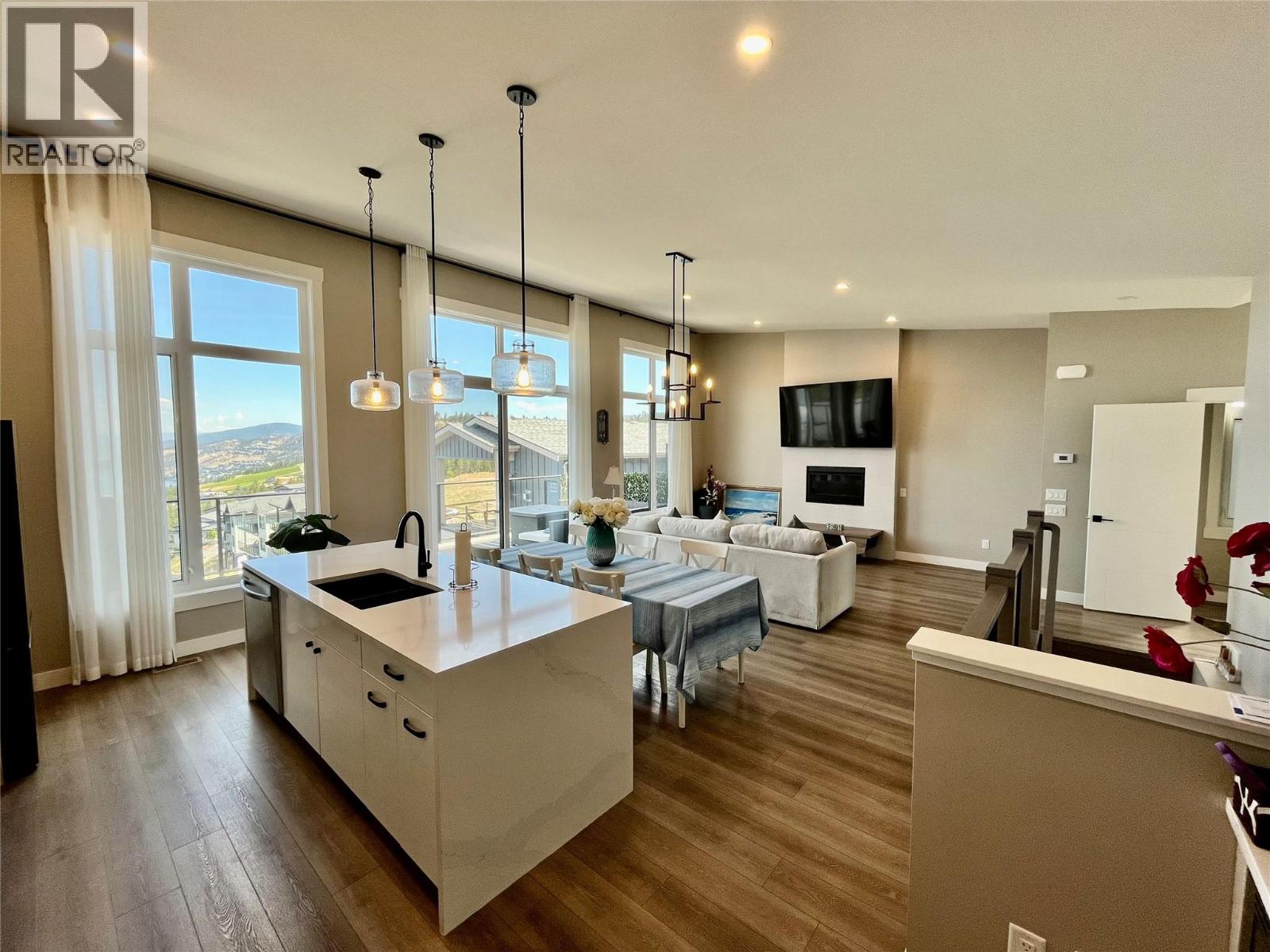 #22 3220 Hilltown Drive - 9