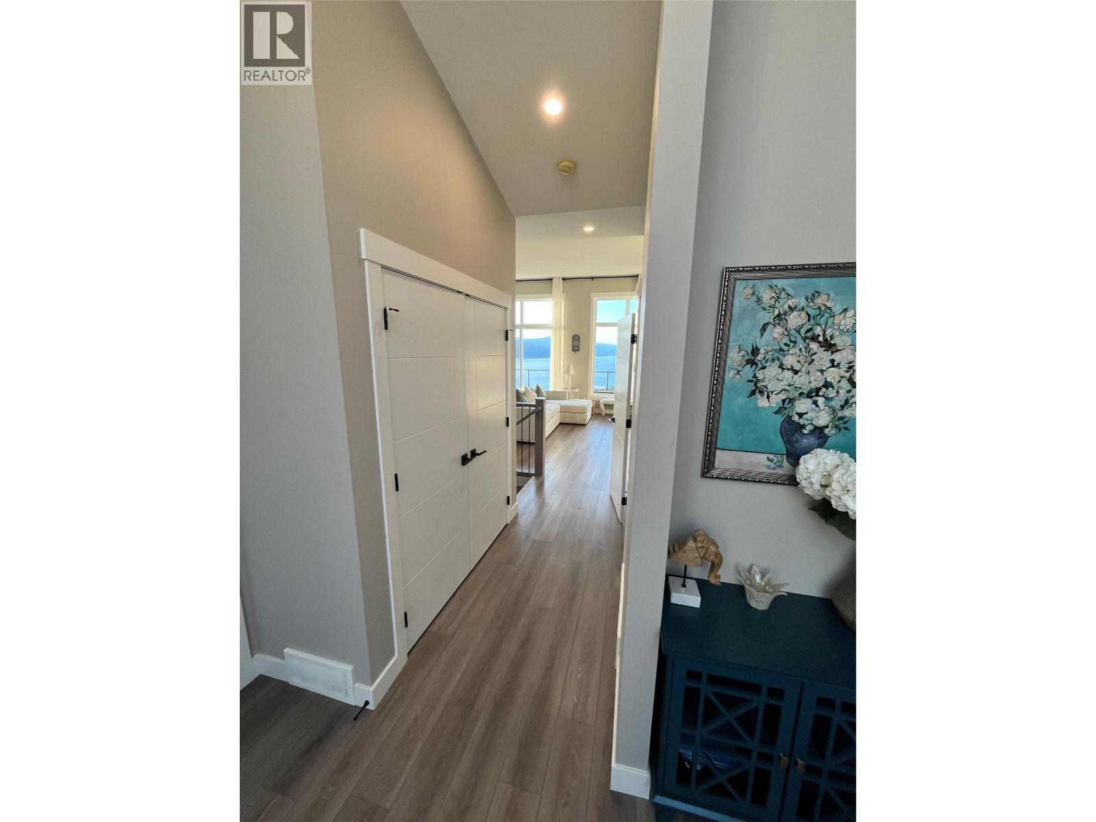 #22 3220 Hilltown Drive - 16