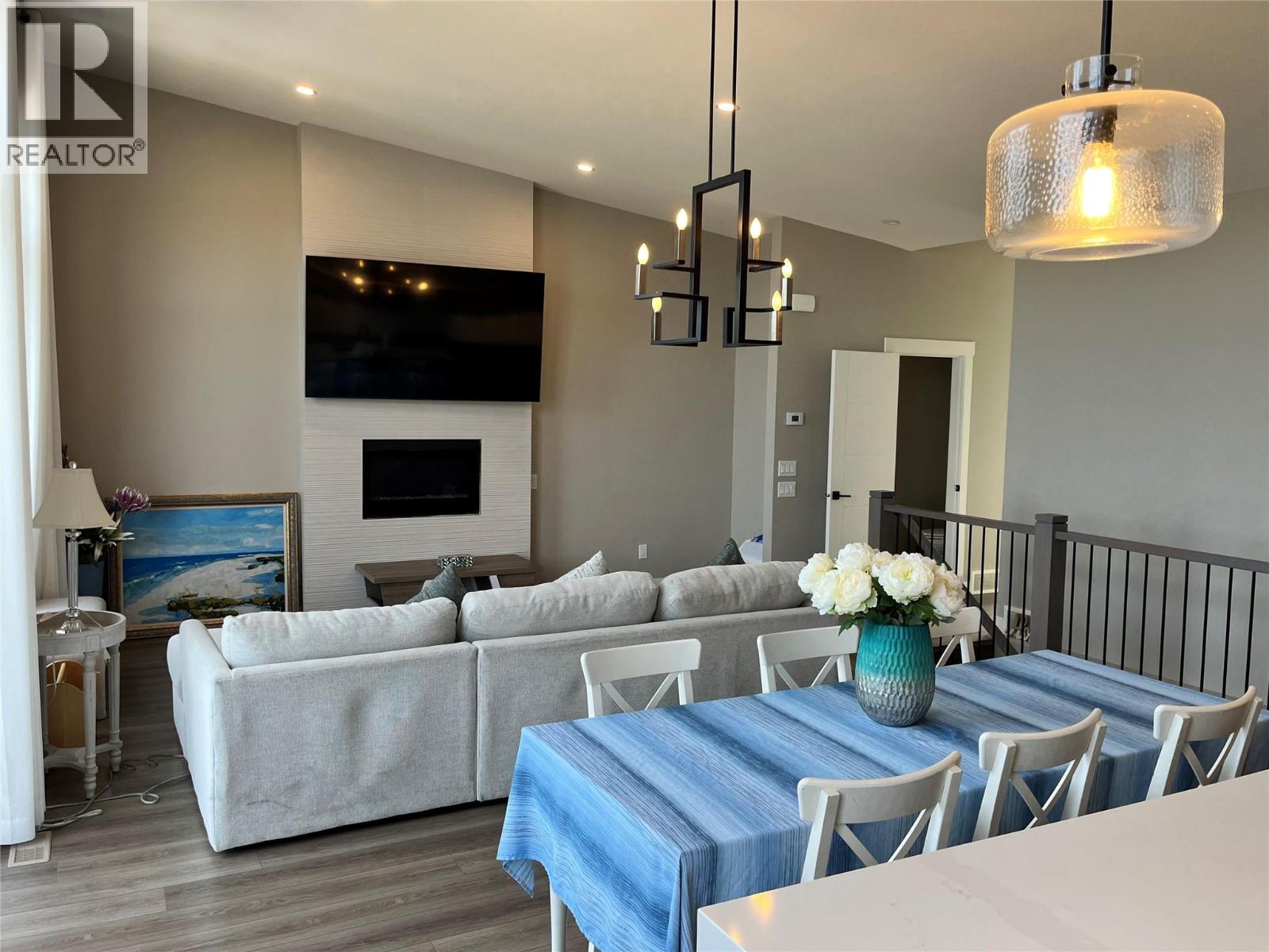 #22 3220 Hilltown Drive - 20