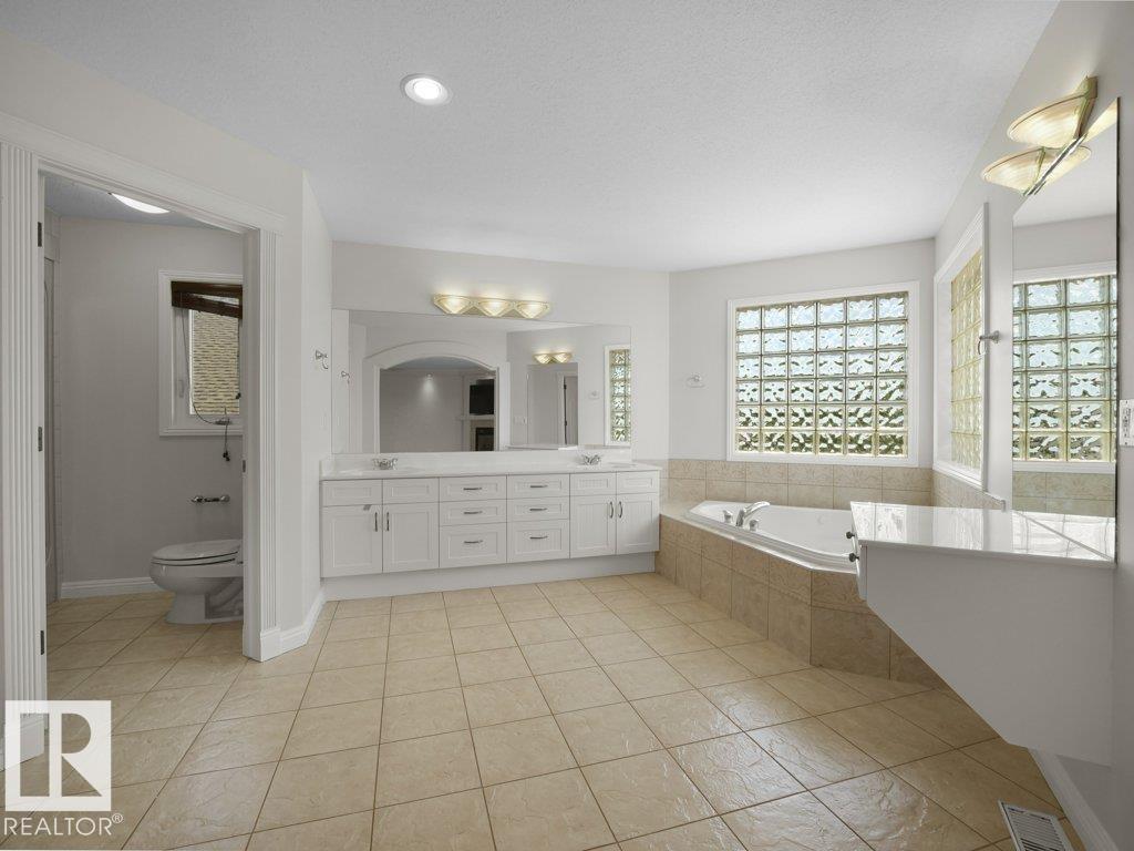 2423 Tegler GR NW - 32