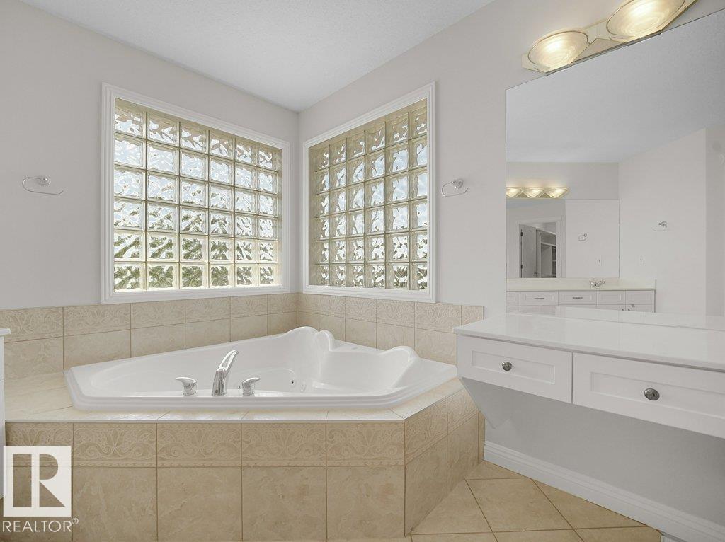 2423 Tegler GR NW - 33