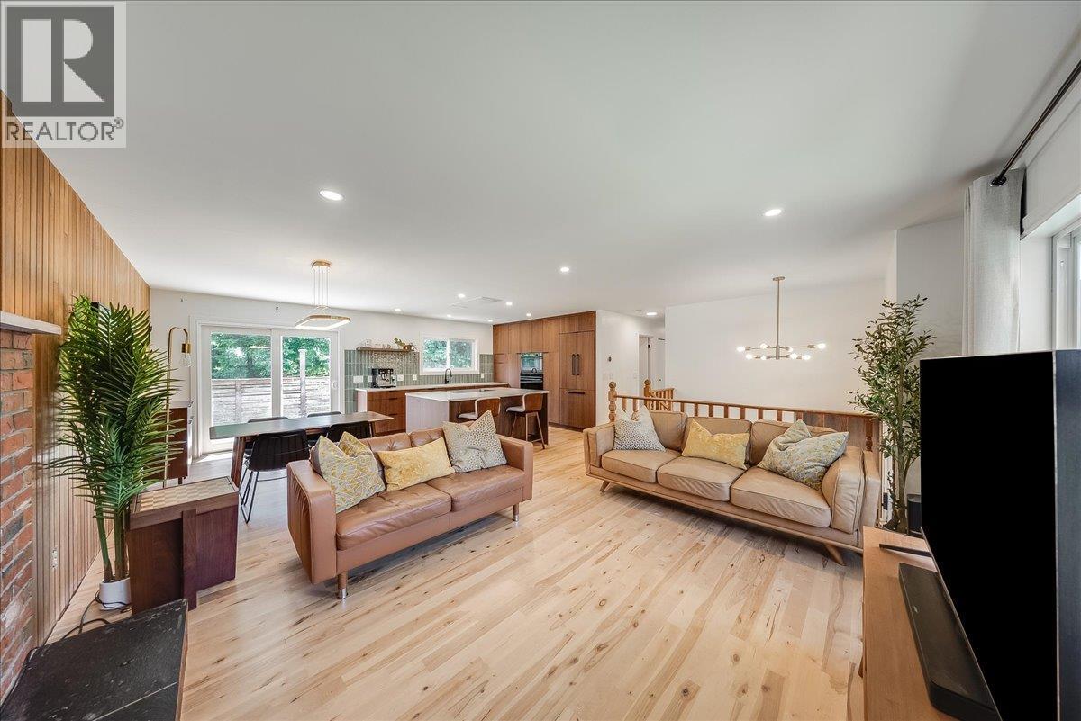 2108 Third Avenue - 13