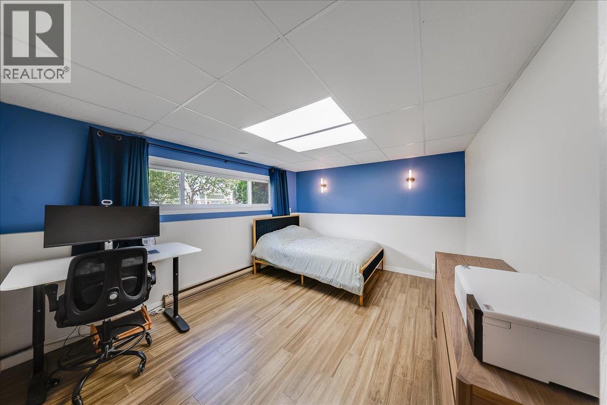 2108 Third Avenue - 28
