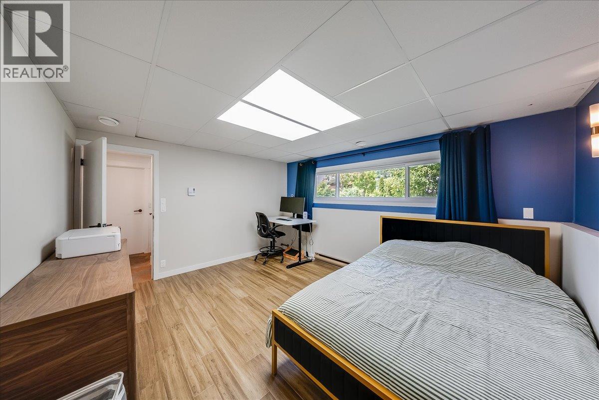 2108 Third Avenue - 29