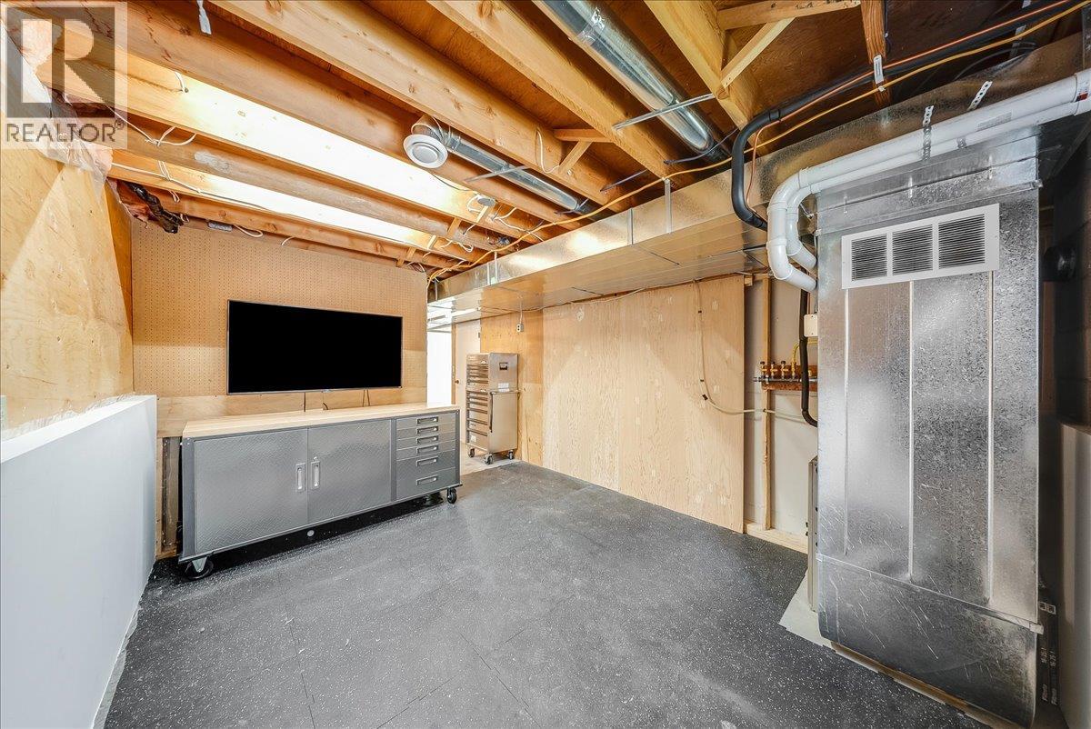 2108 Third Avenue - 31