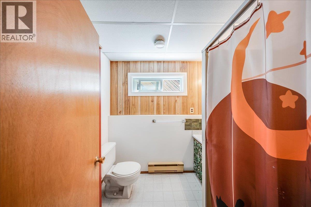 2108 Third Avenue - 32