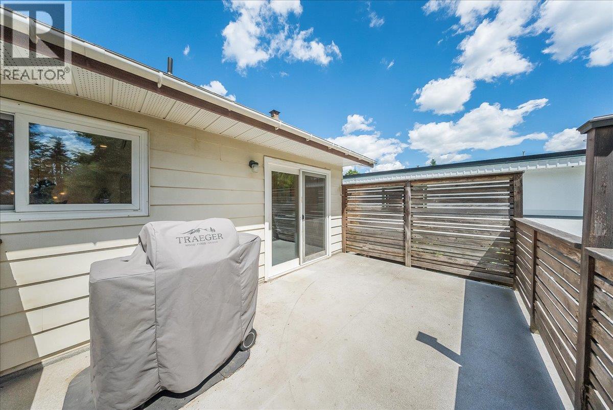 2108 Third Avenue - 44