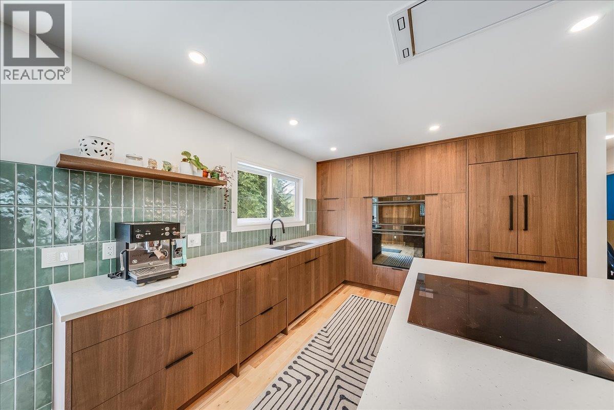 2108 Third Avenue - 6