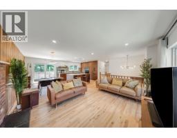 Living room - 2108 Third Avenue, Rossland, BC V0G1Y0 Photo 13